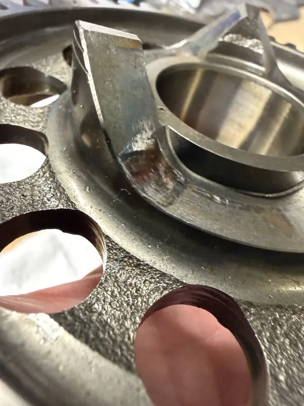 Third close view of ROTAX gearbox pocket wear